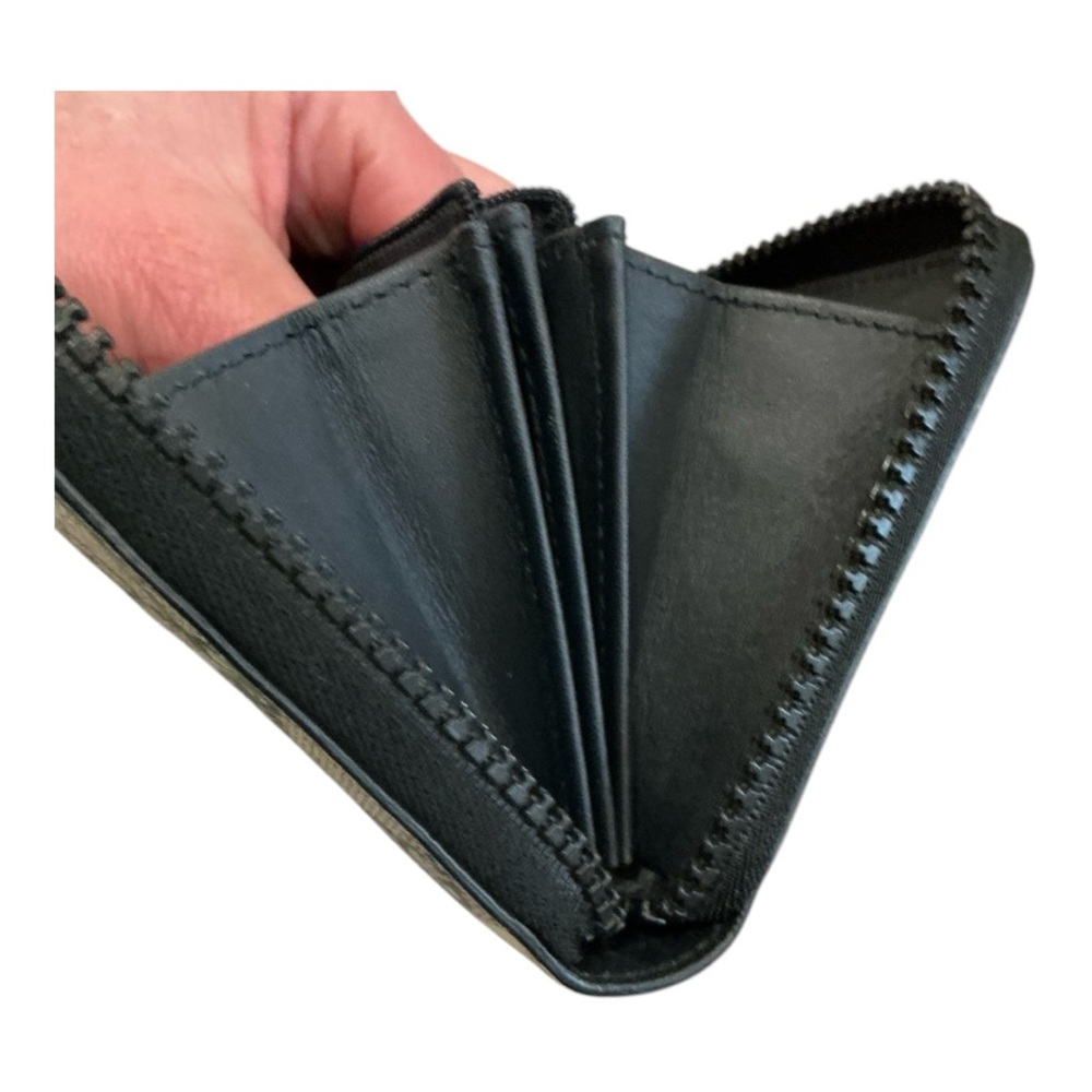 ✨💎FULL INCLUSION✨💎 GUCCI Blooms Zippy wallet/clutch w/Dusty & GWP - Picture 5 of 10